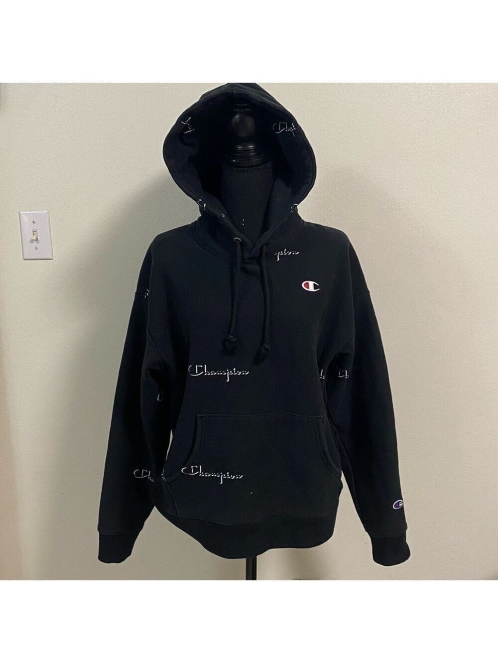 Champion hoodie women’s Size Large Black with logo Reverse Weave Hoodie